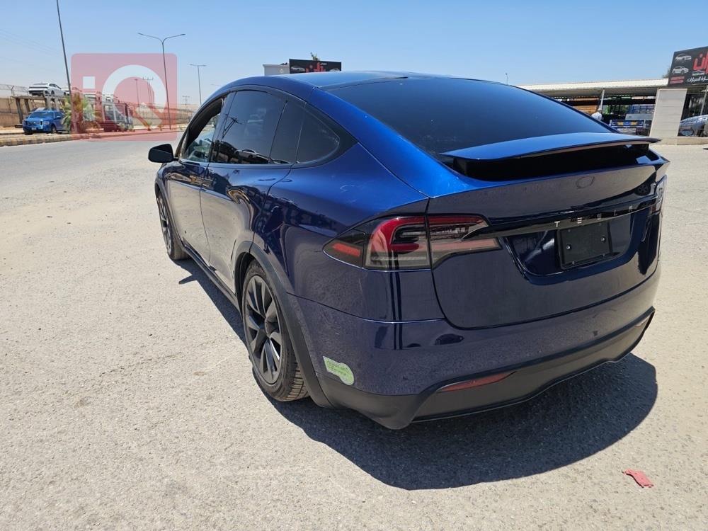 تێسلا Model X